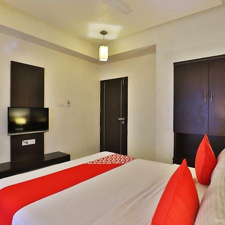 Hotel Magnum Inn Junagadh Extérieur photo