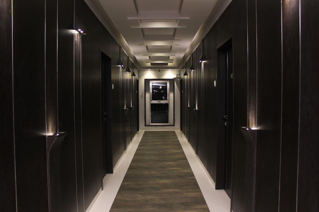 Hotel Magnum Inn Junagadh Extérieur photo